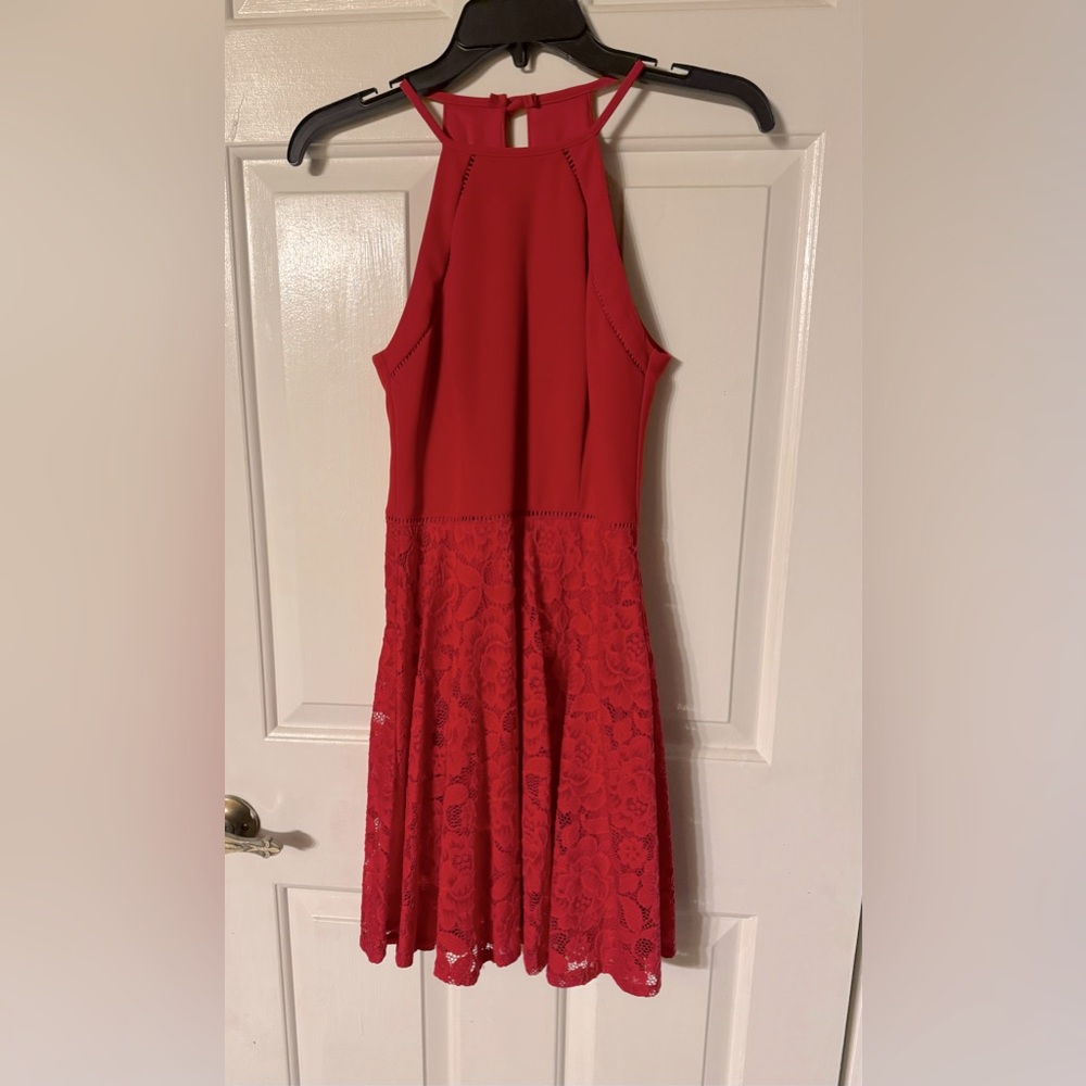 B Darlin formal dance dress size 3/4 above the knee